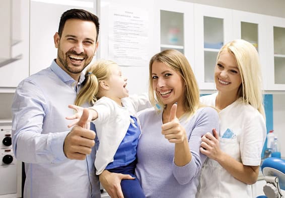 Joondalup Orthodontists Boutique Approach To Orthodontics Happy Family Image